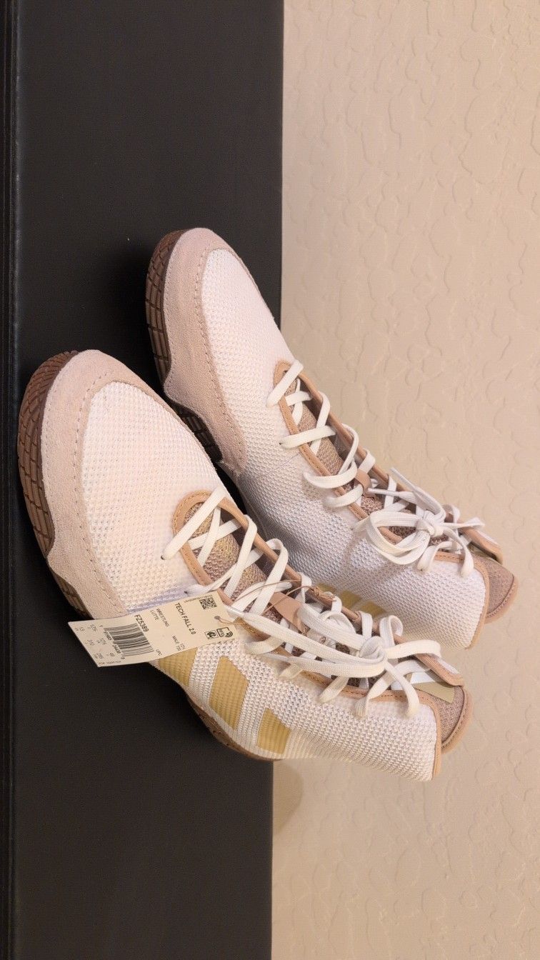 Men's ADIDAS TECH FALL 2.O Wrestling Shoes Size 13 NEW