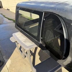 Tacoma Snugtop  01-04