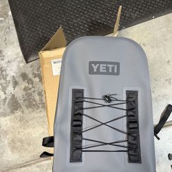 YETI 28L WATERPROOF BACKPACK