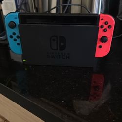 Nintendo Switch 