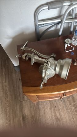 Antigua para molerv$15