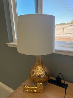 2 Lamps