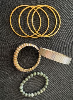 Mixed Bracelet Lot – Bangles and Beaded