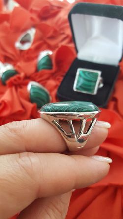 Natural malachite ring