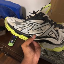 Balenciaga runner