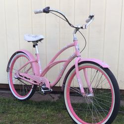 Women’s Electra 3sp. Beach Cruiser Bicycle !
