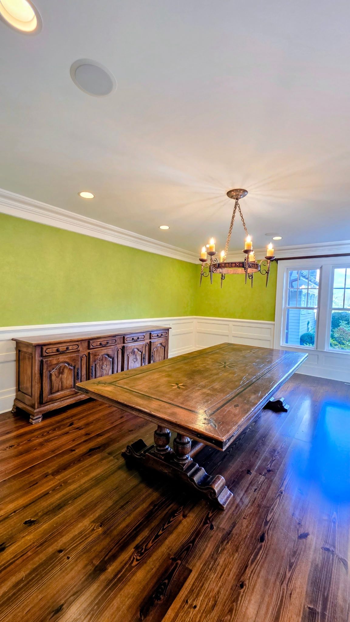 Louis XIII French Carved Walnut Trestle Table with Fleur-de-Lis Motifs and Credenza