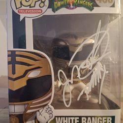 FUNKO POP AUTOGRAPHED WHITE POWER RANGER COLLECTIBLE ACTION FIGURE
