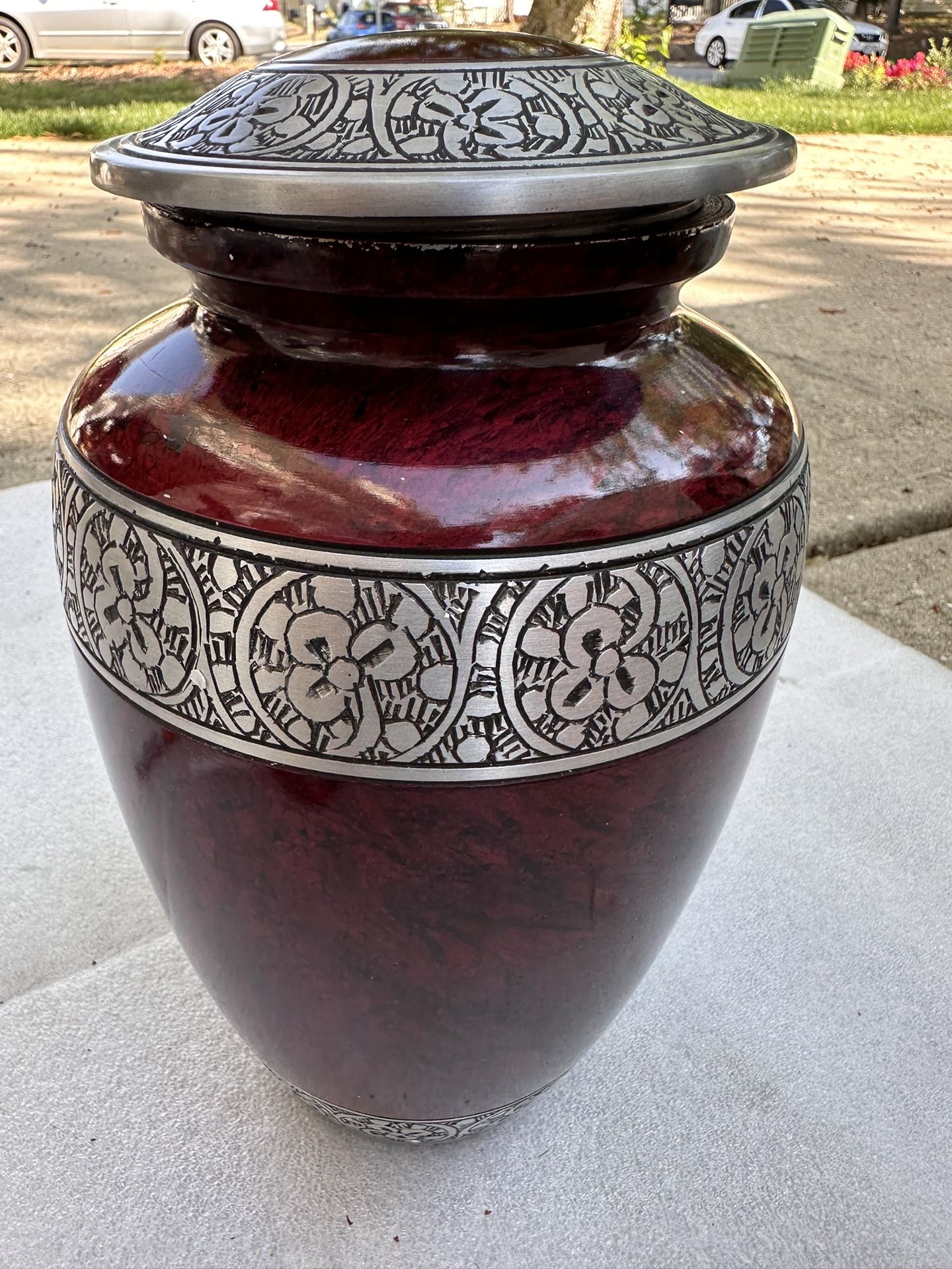 Golden Handicrafts Aluminum Handcrafted Funeral Urns, Ash Urns for Humans, Engraved Cremation Decorative, Pet Memorial Urns,Keepsake Burial Ash Box Ce