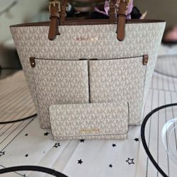 MK Purse
