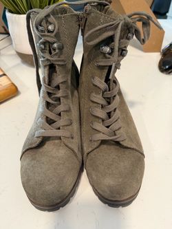 Crown Vintage boots 7.5