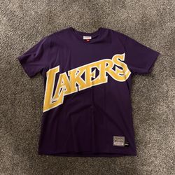 Lakers Tee Size L