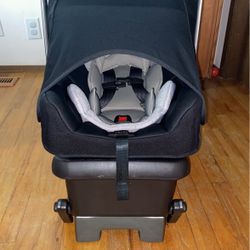 Infant carseat 