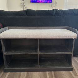 Seated Bench With Storage 