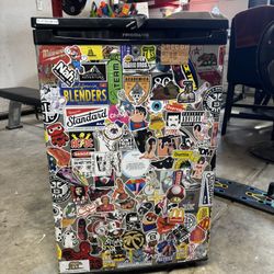 Mini Fridge 