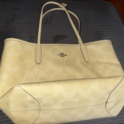 coach tote 