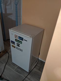 Mini fridge