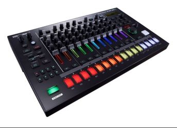 Roland TR-8S Rhythm Performer Drum Machine