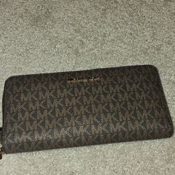 Brown Jet Set Travel Large Logo Continental Wristlet