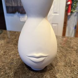 Jonathan Adler Ceramic Vase, Retail Price $98, Asking $29
