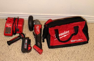 Milwaukee M18 grinder battery charger