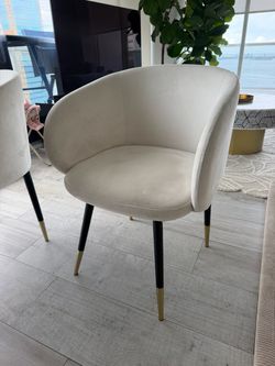Light chairs set of 4
