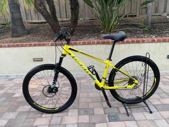 Giant talon 3 27.5 small frame