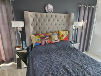 Night stand, accent table