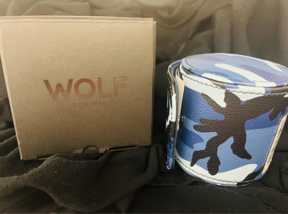 Watch Carry Case ( WOLF)