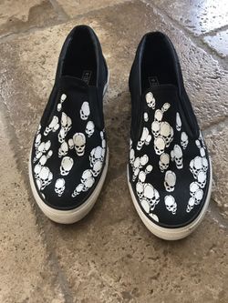 Converse Slip On Skull Printed Shoes