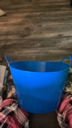 Bucket blue with handles