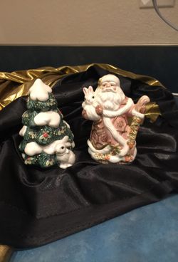 Fitz and Floyd salt and pepper shakers.