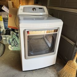 Kenmore Elite 7.3 cu. ft. Gas Dryer with Steam - Lightly Used (LG Made)