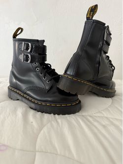 Dr Martens  boots