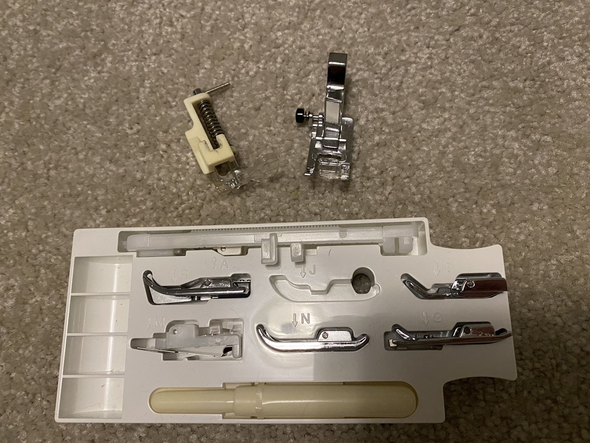 Baby Lock Tempo sewing machine for Sale in Olympia, WA OfferUp