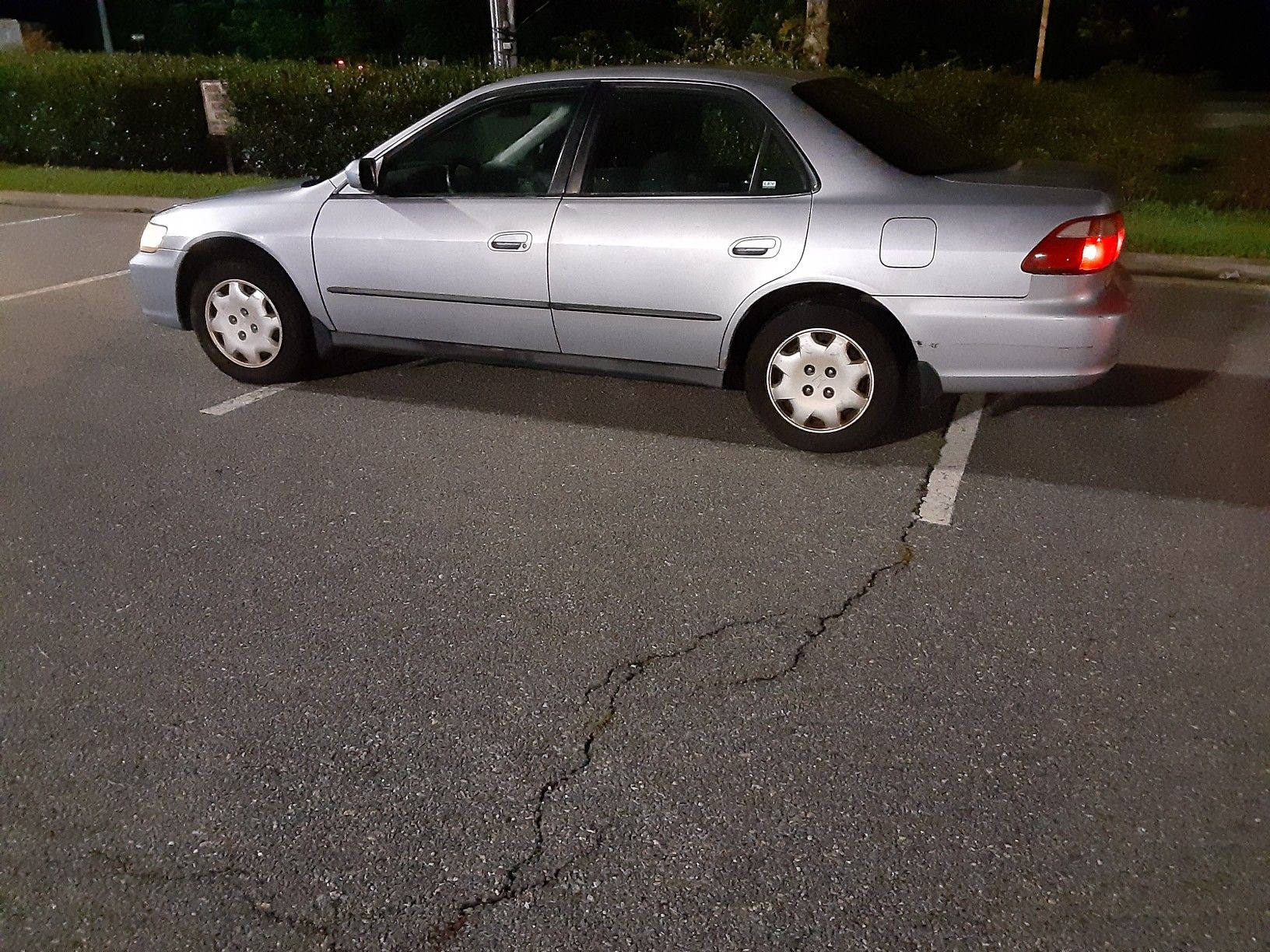 99 Honda accord 170k miles drive like a new car drive and shift all gears great