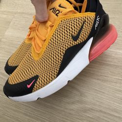 Kids Nike Air Max 270 University Gold size 3Y no box