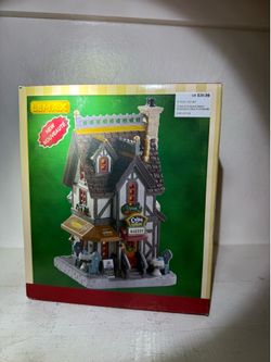 Lemax Crepes & Croissants Bakery Porcelain Illuminated Building Christmas 2017