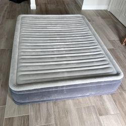 Queen Air Mattress 