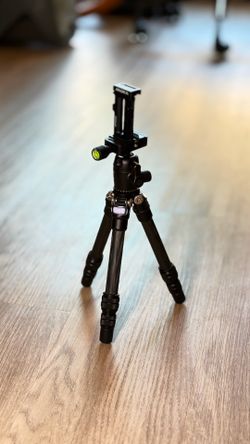 Small tripod