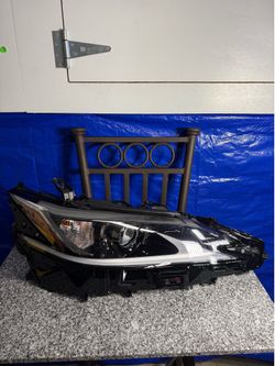 Lexus ES ES350 ES300h 2019-2025  Right Passenger Side Headlight
