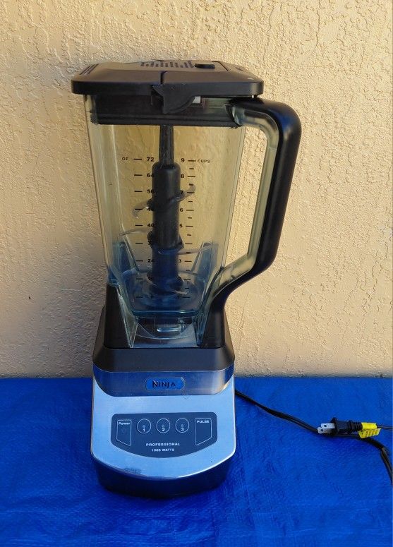 NINJA BLENDER- WORKING PERFECTLY