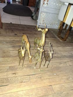 Bronze deer set