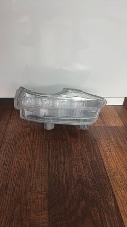 2017 2018 2019 TOYOTA HIGHLANDER LED PASSENGER RIGHT FOG LIGHT