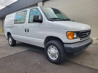 2005 Ford E-250