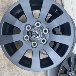 Toyota 4Runner Tacoma Tundra Sequoia Size 18” Wheels