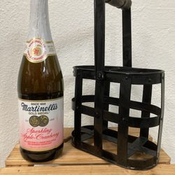 Metal Wine Carrier