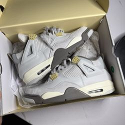 Air Jordan 4 Retro SE Craft 'Photon Dust'