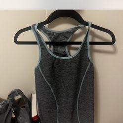 Women’s Small Tanks