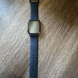 Apple Watch Series 8